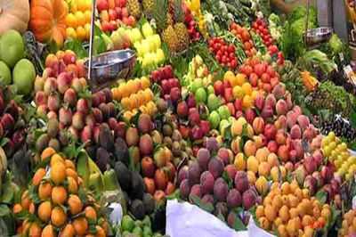 مهاجران: هنوز هم میوه قاچاق در بازار موجود است