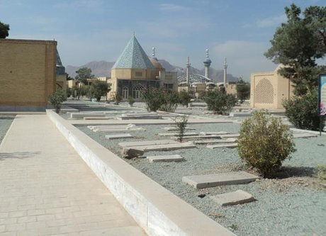 بزرگترین قبرستان تاریخی اصفهان منتظر اعتبار