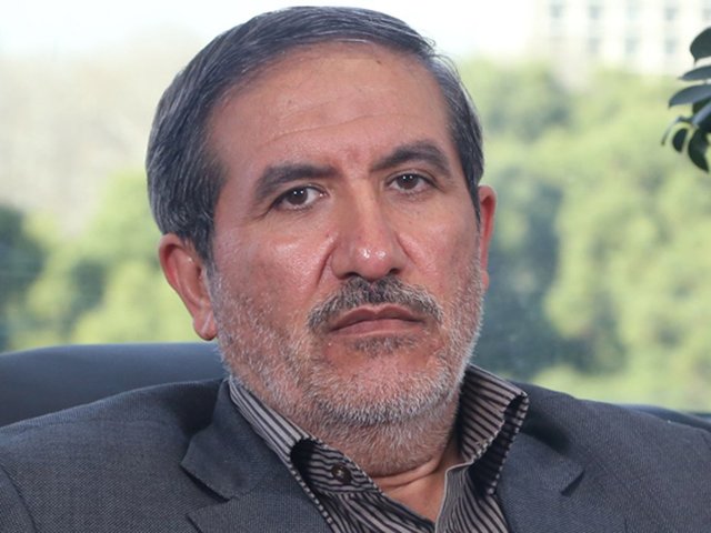 شهردار تهران معذوریتی برای حضور در شورا ندارند