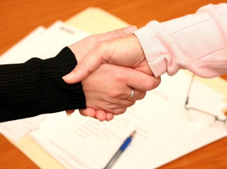 نکات ضروری هنگام تنظیم قرارداد در دفاتر مشاورین املاک کدام است؟